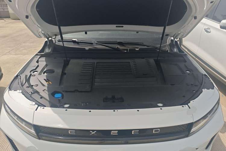 Exceed Chasing Wind C-DM 2023 #20 Exceed Chasing Wind C-DM 2023 car image #20