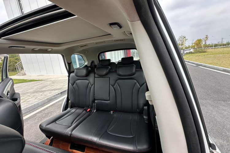 SWM斯威汽车 SWM斯威G01FF 2020 #20 SWM斯威汽车 SWM斯威G01FF 2020 汽车图片 #20