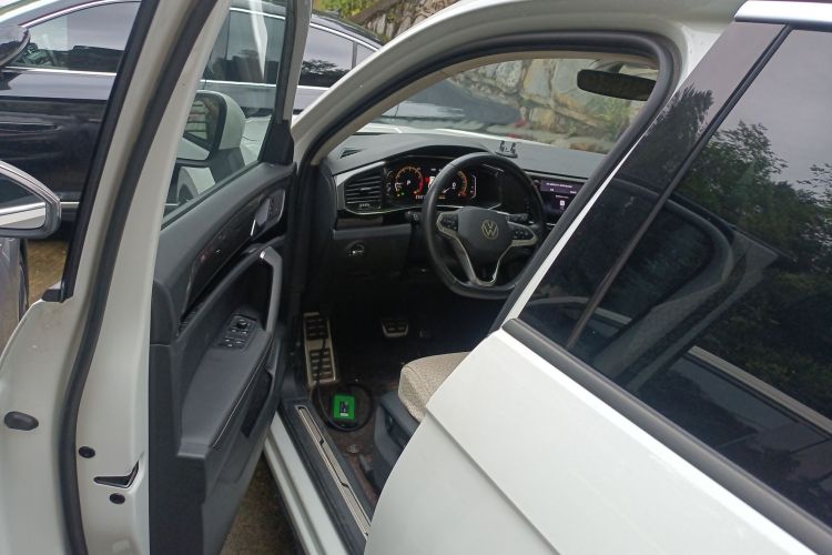 Volkswagen Tayron X 2022 #20 Volkswagen Tayron X 2022 car image #20