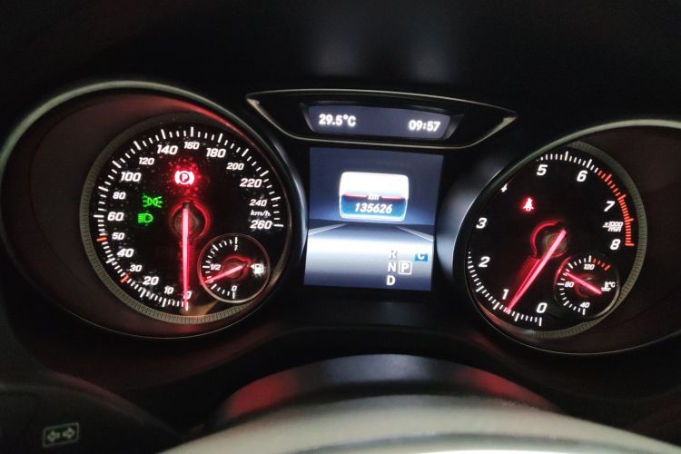 Mercedes-Benz GLA Class (Imported) 2019 car image #20