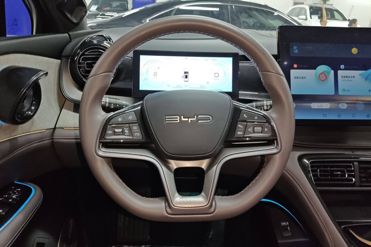 BYD Frigate 07 2023 immagine di auto #20