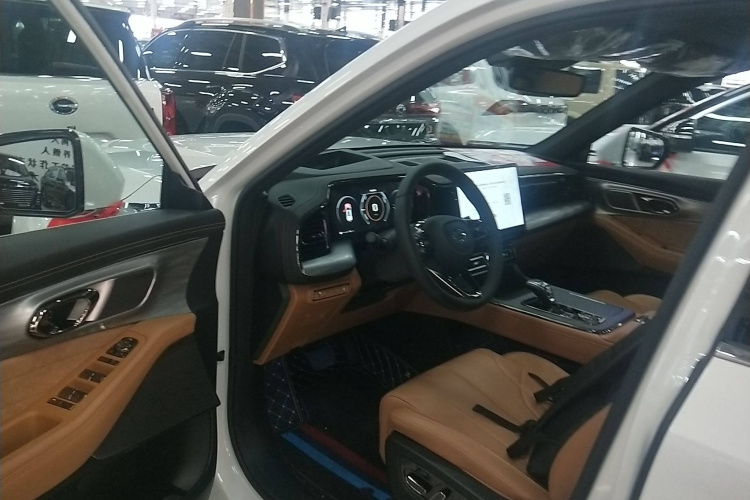 GAC Trumpchi ES9 2025 car image #20