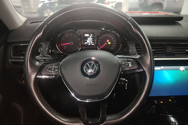 Volkswagen C-Trek 2018 immagine di auto #20