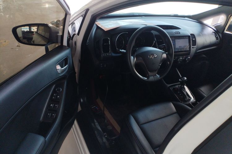 Kia K3 2017 #20 Kia K3 2017 car image #20