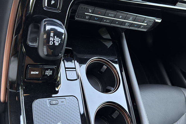 Toyota Mirai 2023 immagine di auto #20