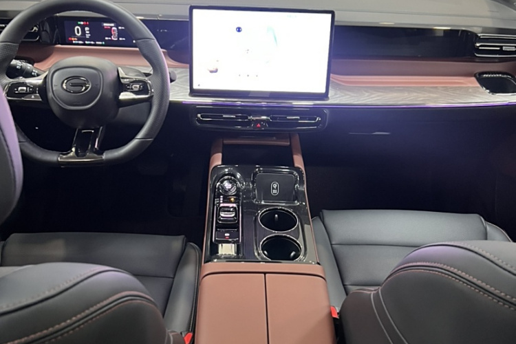 GAC Trumpchi E8 2025 imagem de carro #20