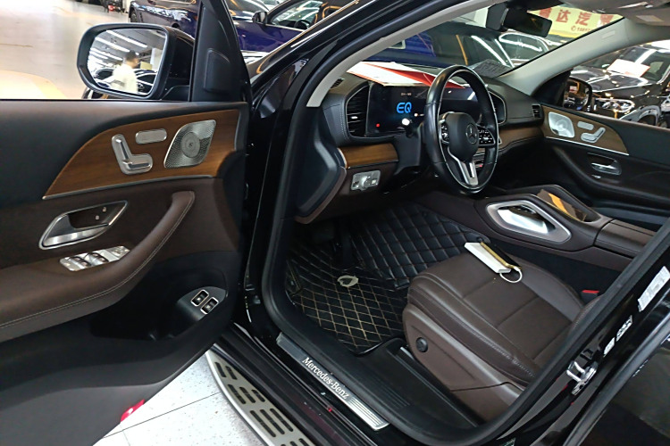 Mercedes-Benz GLE Class New Energy 2022 car image #20