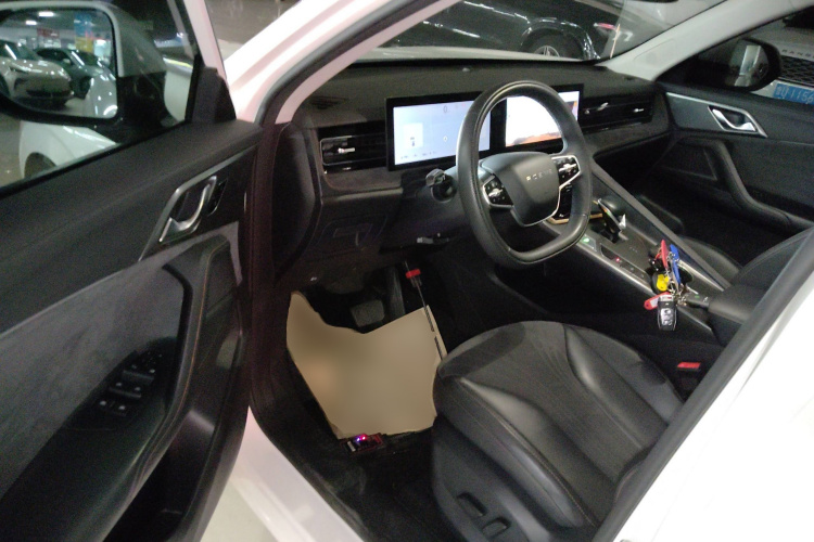 Roewe D5X DMH 2024 car image #20