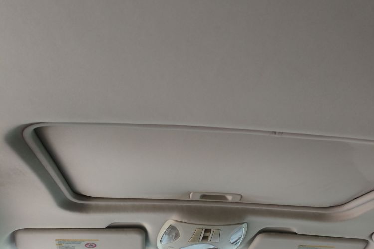 GAC Trumpchi GS5 Super 2015 car image #20