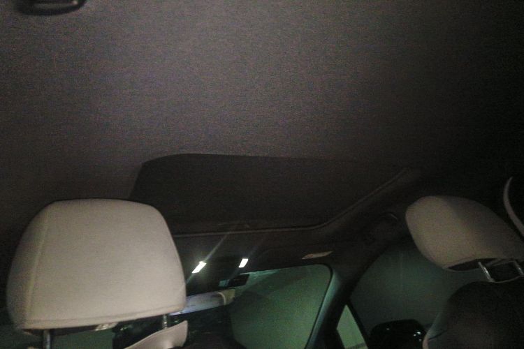 Toyota Sienna 2024 image de voiture #20