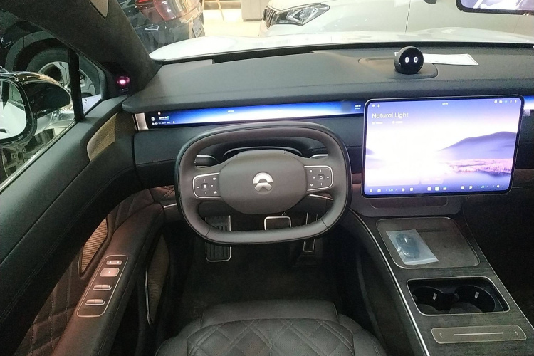 NIO ET9 2024 изображение автомобиля #20