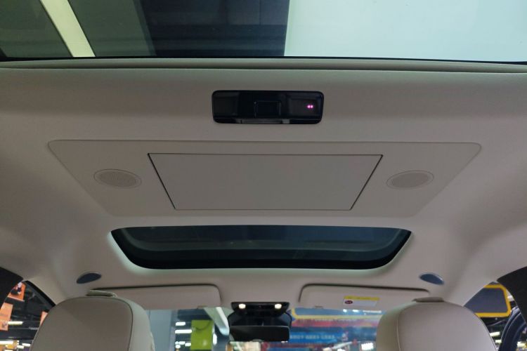 理想汽车 理想MEGA 2024 汽车图片 #20