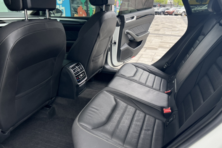 Volkswagen CC (FAW-Volkswagen) 2021 #20 Volkswagen CC (FAW-Volkswagen) 2021 immagine di auto #20