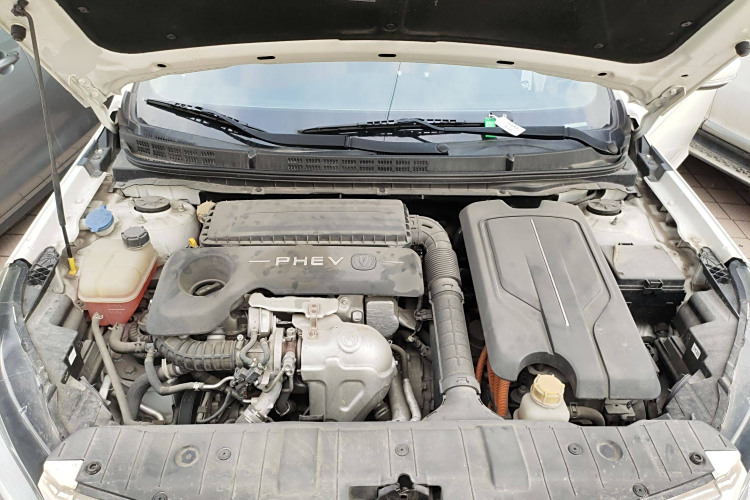 Changan Eado EV 2018 car image #20