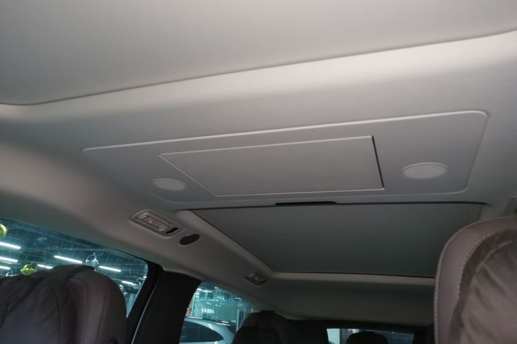 理想汽车 理想MEGA 2024 汽车图片 #20