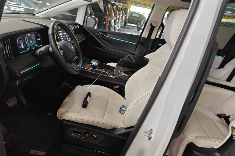 GAC Trumpchi E9 2023 #20 GAC Trumpchi E9 2023 изображение автомобиля #20