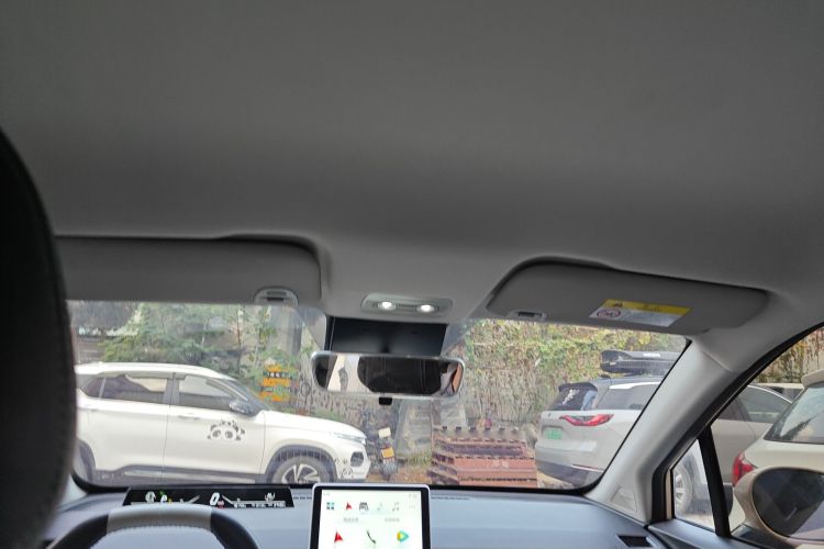 哪吒汽车 哪吒AYA 2023 汽车图片 #20