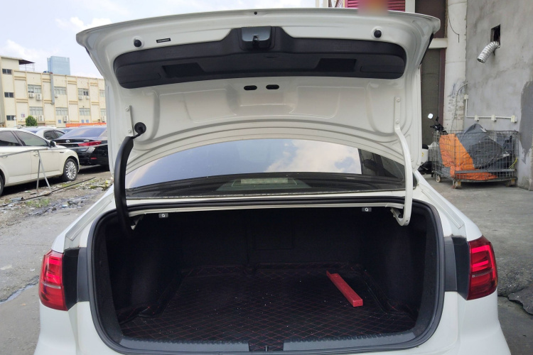 Volkswagen Sagitar 2017 #20 Volkswagen Sagitar 2017 imagem de carro #20