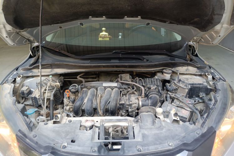 Honda VEZEL 2016 صورة سيارة #20