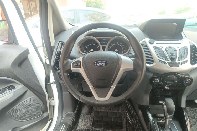 Ford EcoSport 2016 изображение автомобиля #20