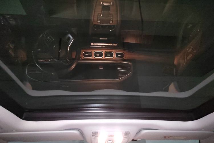 Mercedes-Benz GLE Class New Energy 2022 car image #20