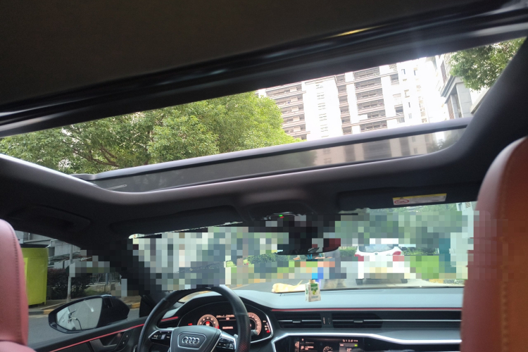 Audi A7L 2024 #20 Audi A7L 2024 صورة سيارة #20