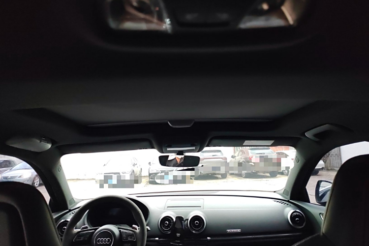 Audi RS 3 2018 car image #20