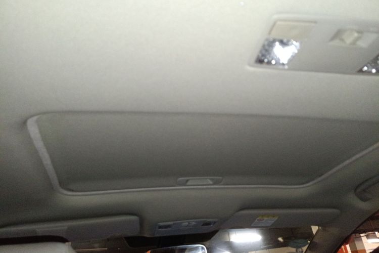 马自达 马自达8(进口) 2011 汽车图片 #20