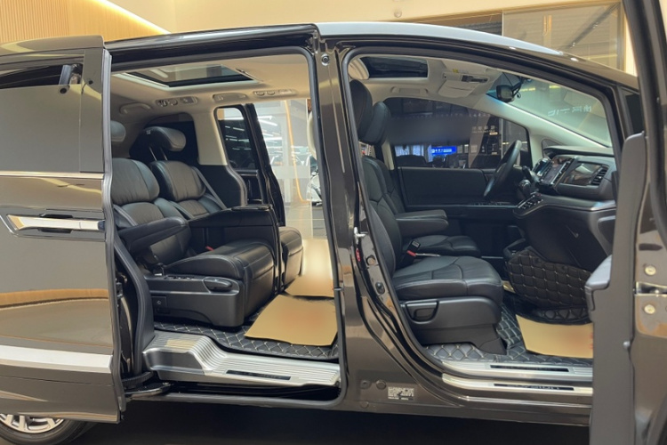 Honda Elysion 2019 imagen de coche #20