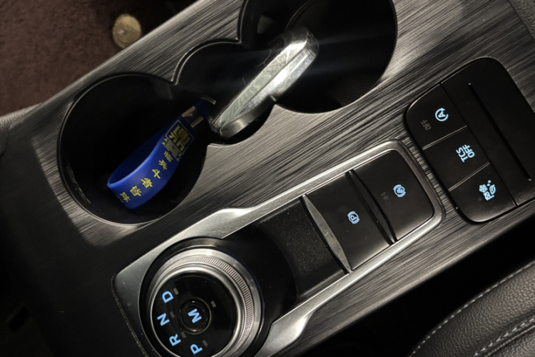 Ford Focus Active 2021 صورة سيارة #20