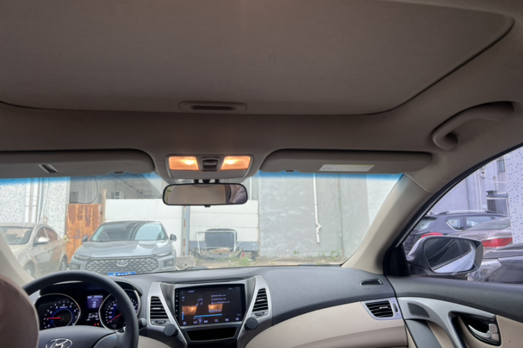 现代 朗动 2015 汽车图片 #20