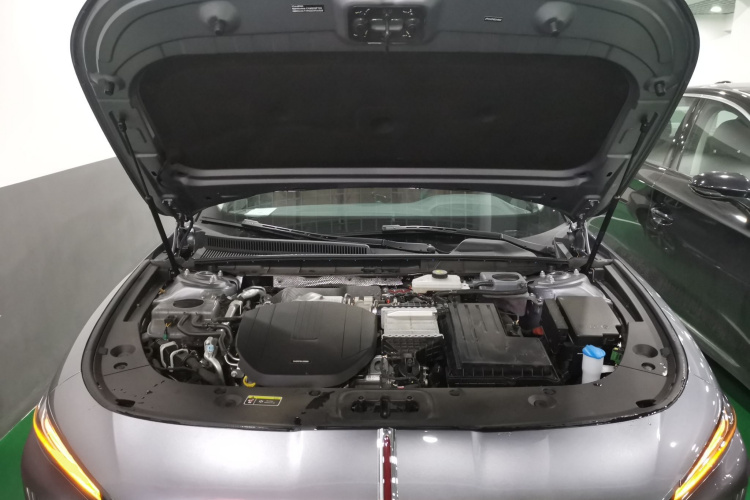 HongQi H5 PHEV 2025 #20 HongQi H5 PHEV 2025 immagine di auto #20