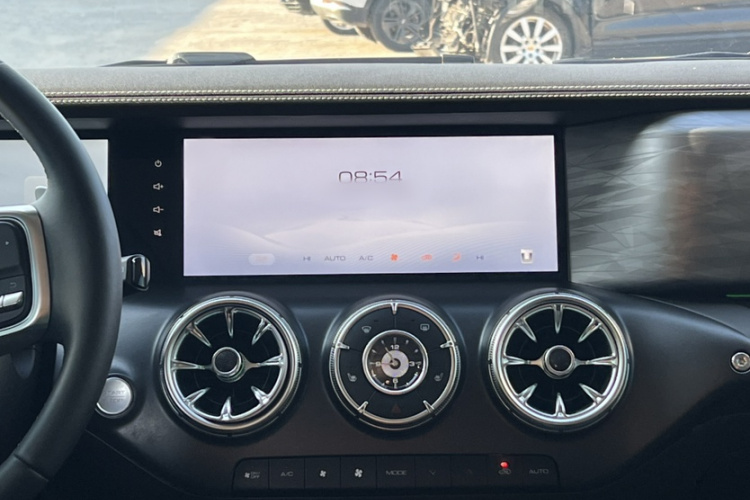 Tank 300 New Energy 2024 #20 Tank 300 New Energy 2024 immagine di auto #20