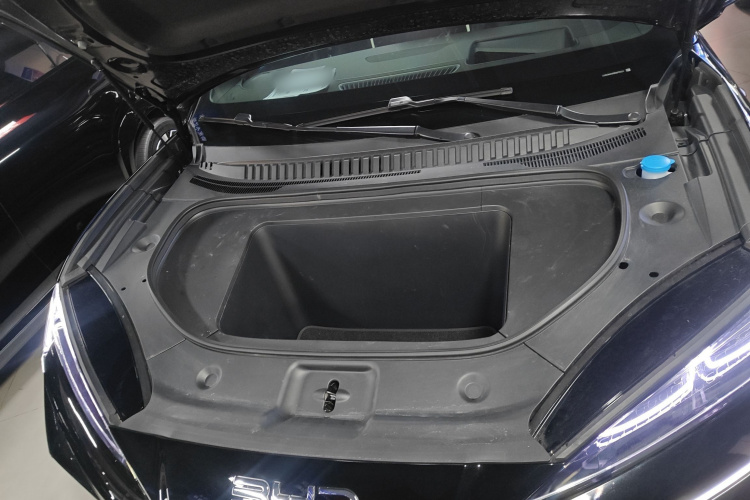 BYD Sea Lion 07 EV 2024 صورة سيارة #20