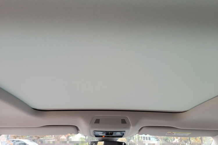 Volkswagen Tavendor 2024 car image #20