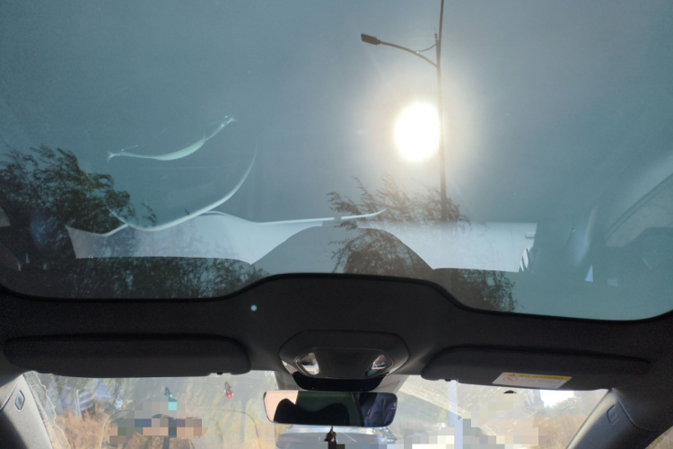 HongQi EH7 2025 #20 HongQi EH7 2025 car image #20