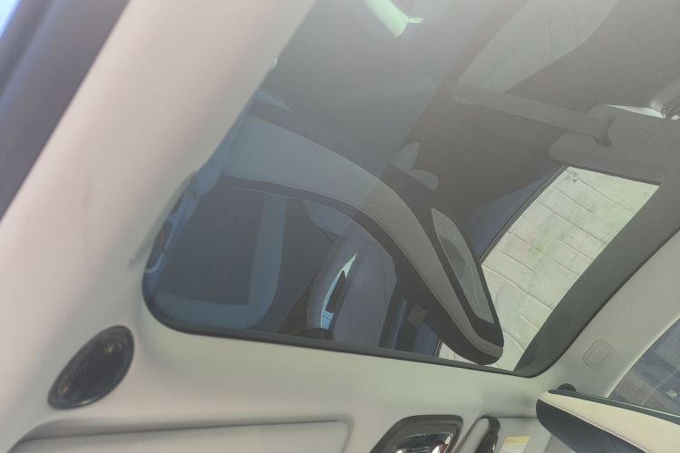 哪吒汽车 哪吒GT 2024 汽车图片 #20