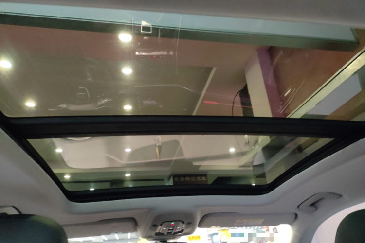 Audi Q8 2020 car image #20