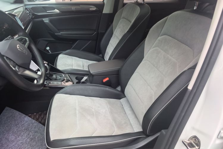 Volkswagen Tayron X 2022 car image #20