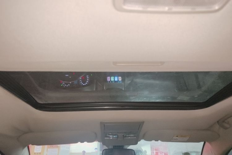 Chevrolet Captiva (Imported) 2015 car image #20