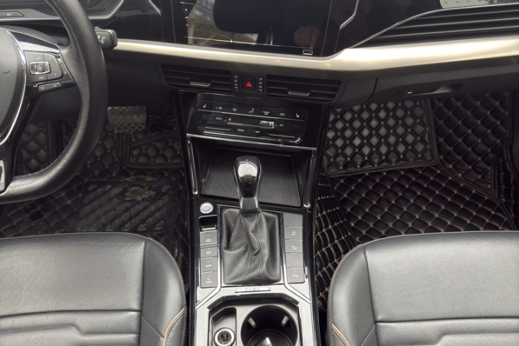 Volkswagen Passat New Energy 2021 immagine di auto #20