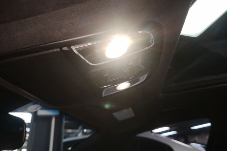 起亚 斯汀格 2018 汽车图片 #20