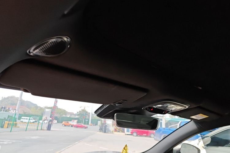 哪吒汽车 哪吒GT 2023 汽车图片 #20