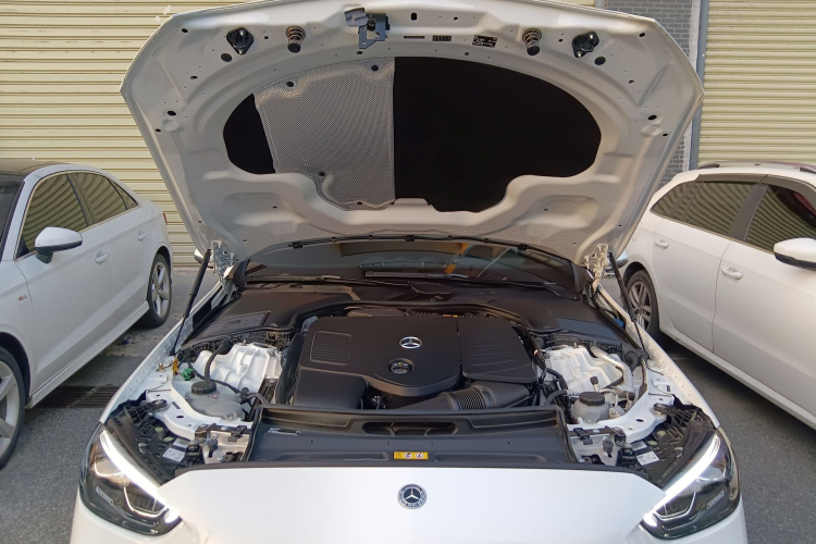 Mercedes-Benz C Class New Energy 2025 #20 Mercedes-Benz C Class New Energy 2025 immagine di auto #20