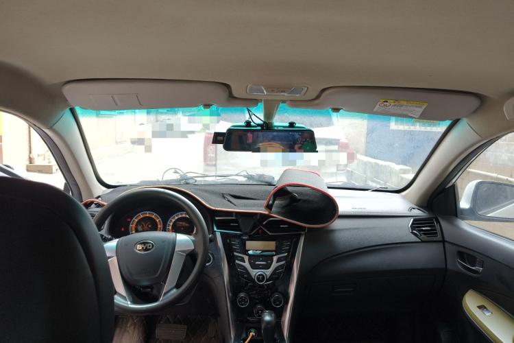 BYD F3 2018 car image #20