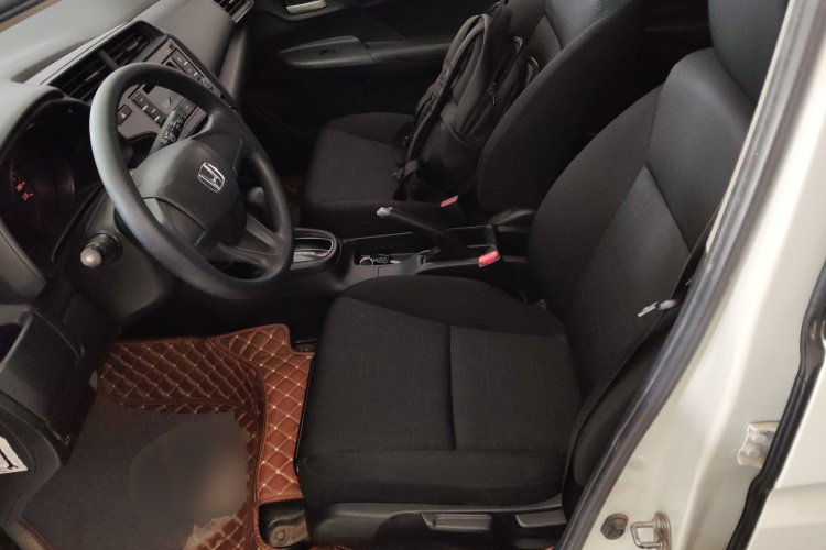 Honda Fit (Imported) 2018 car image #20