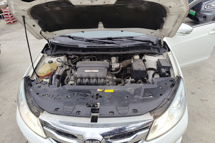 BYD SuRui 2017 car image #20