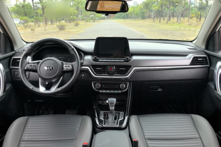 起亚 智跑 2018 汽车图片 #20