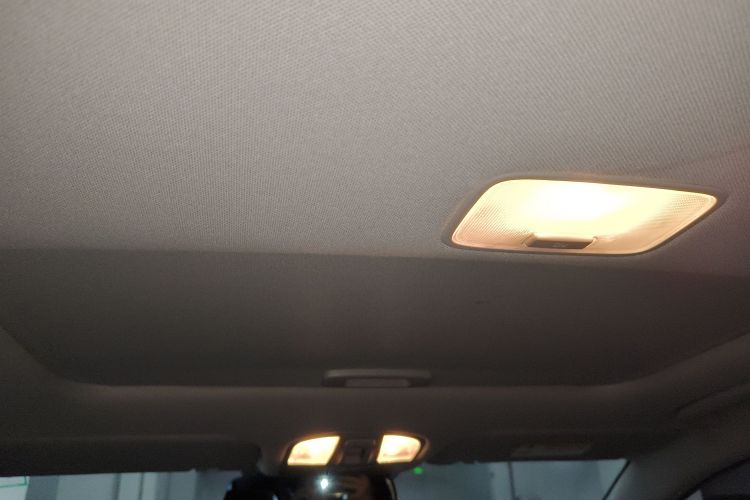 Hyundai Elantra AD 2020 immagine di auto #20