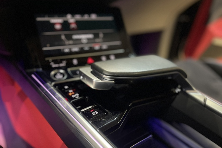 Audi e-tron 2023 #20 Audi e-tron 2023 car image #20